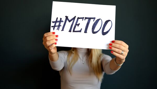 Флешмоб #MeToo - женщины против домогательства - Sputnik Беларусь