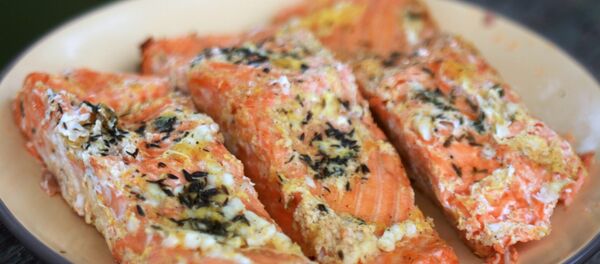 Форель в апельсиновом маринаде Форель в апельсиновом маринаде - Sputnik Беларусь