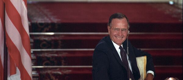 Бывший президент США Джордж Буш старший, архивное фото - Sputnik Беларусь