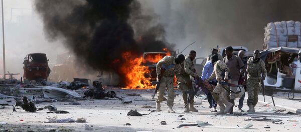 По меньшей мере 23 человека погибли и более 30 пострадали в субботу в результате атаки на отель, расположенный в сомалийской столице Могадишо - Sputnik Беларусь