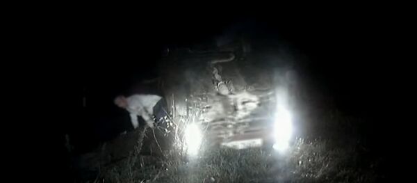 ДАІ паказала, як затрымлівалі непаўналетняга пад Гродна ДАІ паказала, як затрымлівалі непаўналетняга пад Гродна - Sputnik Беларусь