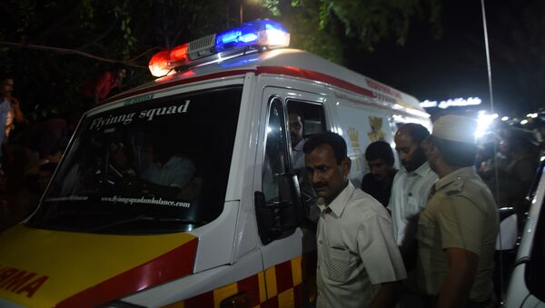 Машины скорой помощи и полиции в Индии, архивное фото - Sputnik Беларусь