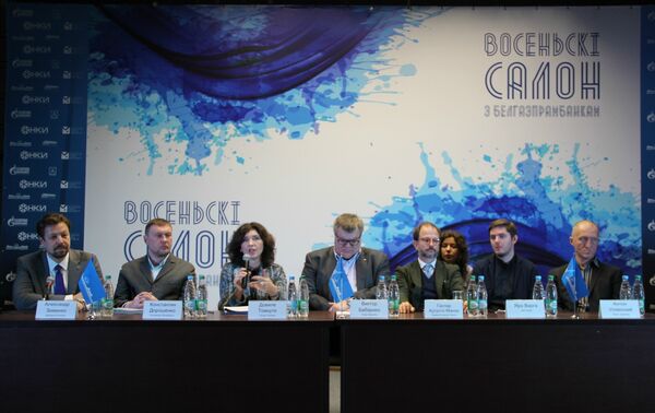 Международное жюри Осеннего салона - Sputnik Беларусь