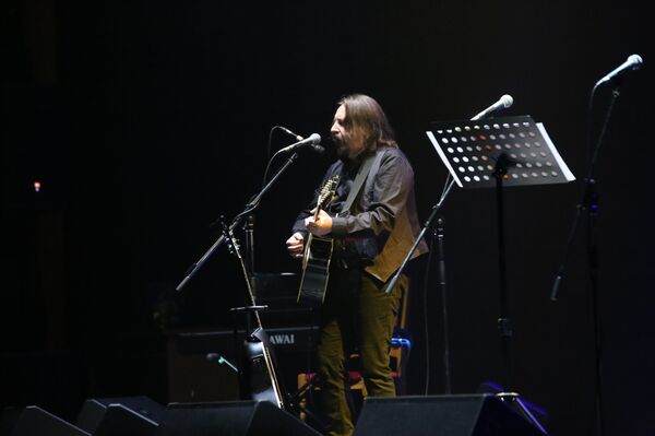 Алег Хаменка прымаў Вайцюшкевіча на працу на пачатку 90-х у гурт Палац - Sputnik Беларусь