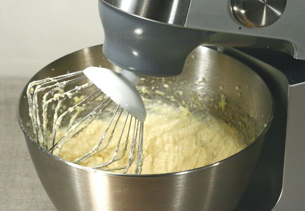 Перевернутый карамельный пирог с бананами - Sputnik Беларусь