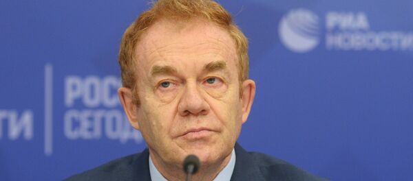 Профессор кафедры сравнительной политологии МГИМО МИД России, председатель секции испанистики Российской ассоциации международных исследований Сергей Хенкин - Sputnik Беларусь
