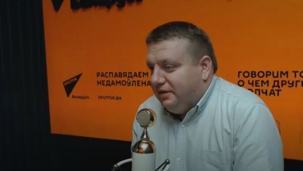 Казаков: встреча в ОАЭ, эпидемия MeToo и другие итоги недели - Sputnik Беларусь