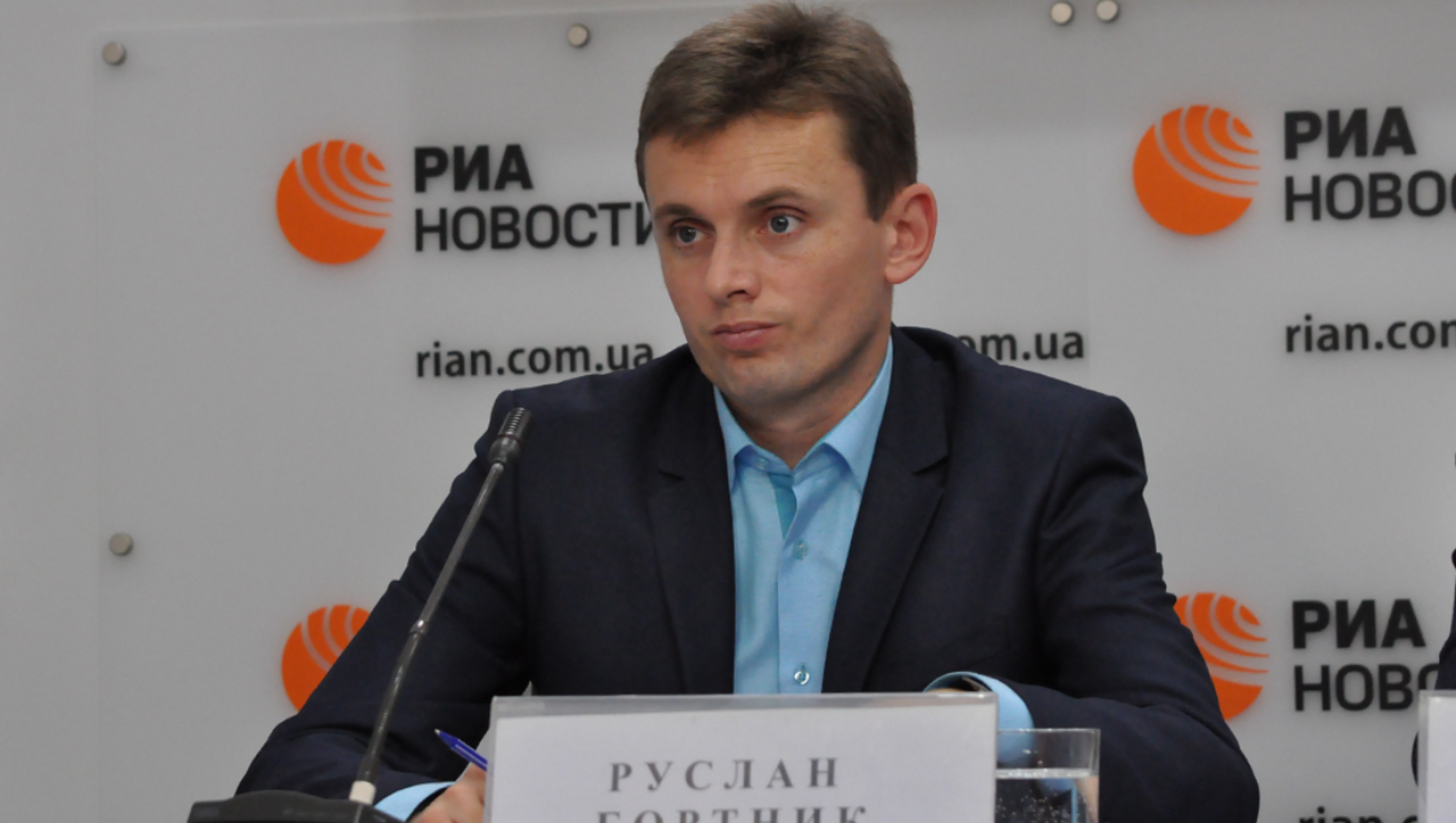 Бортник абхазия. Бортник политолог.