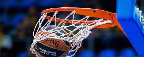 Мяч в корзине, архивное фото - Sputnik Беларусь