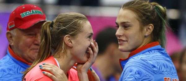 Александра Саснович и Арина Соболенко Александра Саснович и Арина Соболенко - Sputnik Беларусь