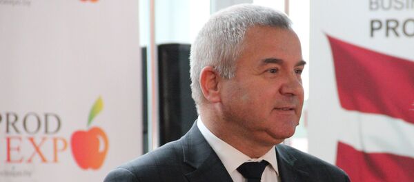 Першы намеснік міністра сельскай гаспадаркі і харчавання Леанід Марыніч Першы намеснік міністра сельскай гаспадаркі і харчавання Леанід Марыніч - Sputnik Беларусь