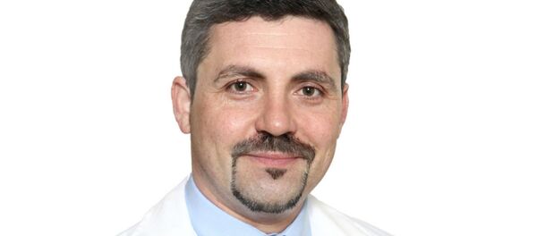 Израильский доктор, главный врач клиники медицинского туризма Lev Israel Виктор Леви - Sputnik Беларусь