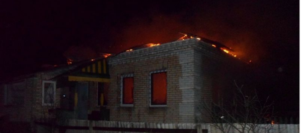 Один человек погиб из-за пожара в частном доме в Жлобине - Sputnik Беларусь