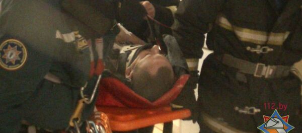 Мужчина упал в лифтовую шахту с уровня 5 этажа в Минске - Sputnik Беларусь