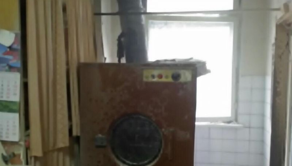 Прачечная в дошкольном центре Аленький цветочек, где начался пожар - Sputnik Беларусь