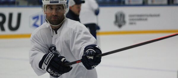 Нападающий ХК Динамо-Минск Александр Кулаков - Sputnik Беларусь