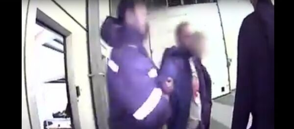 Таможня показала видео схватки с белорусом, перевозившим психотропы - Sputnik Беларусь