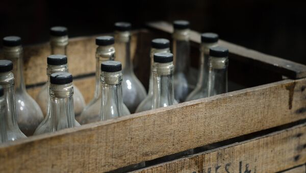 Пустые бутылки, архивное фото - Sputnik Беларусь