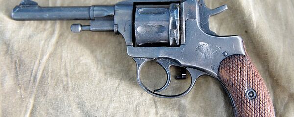 Револьвер системы Нагана, архивное фото - Sputnik Беларусь