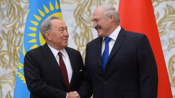 Аляксандр Лукашэнка і Нурсултан Назарбаеў - Sputnik Беларусь