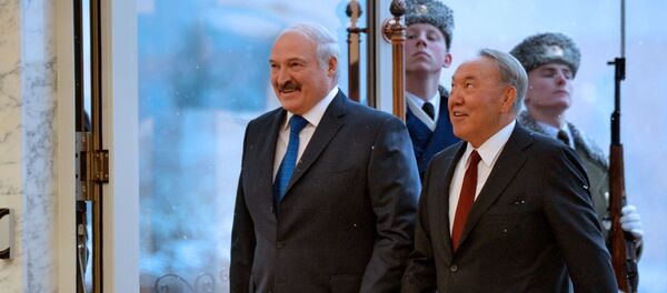 Президент Беларуси Александр Лукашенко и президент Казахстана Нурсултан Назарбаев - Sputnik Беларусь