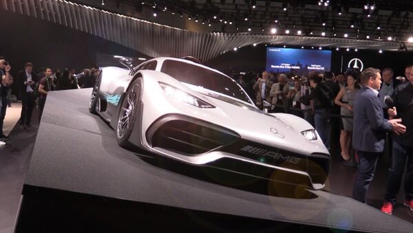 Mercedes-Benz представила суперкар Project One - Sputnik Беларусь