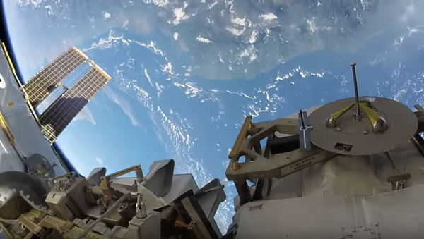 Астронавт NASA снял Землю на видео, находясь в открытом космосе - Sputnik Беларусь