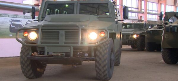 Российские бронеавтомобили Тигр - Sputnik Беларусь