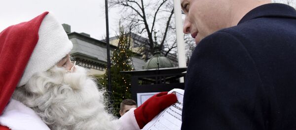 Письмо Деду Морозу передал от четырехлетнего сына сам принц Уильям - Sputnik Беларусь