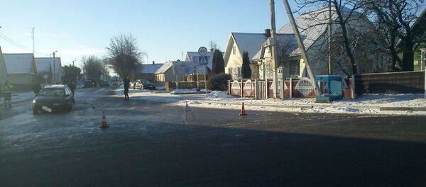 Следователи устанавливают обстоятельства ДТП в Глубоком, в результате которого погиб пешеход - Sputnik Беларусь