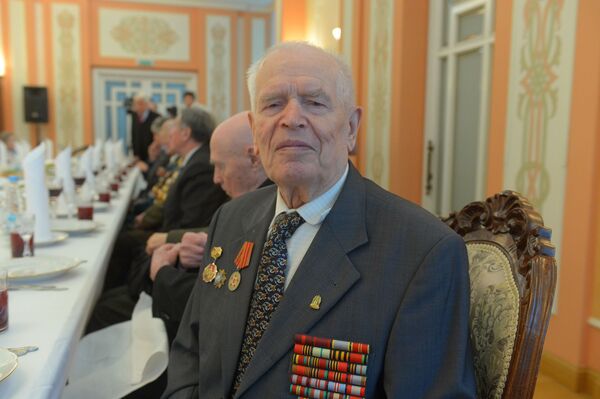 Ветеран Леонид Федорович Шах  - Sputnik Беларусь