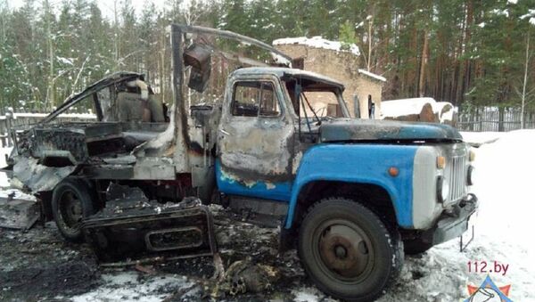 Автофургон сгорел в Осиповичском районе - Sputnik Беларусь
