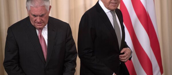 Министр иностранных дел РФ Сергей Лавров и Государственный секретарь США Рекс Тиллерсон (слева) Министр иностранных дел РФ Сергей Лавров и Государственный секретарь США Рекс Тиллерсон (слева) - Sputnik Беларусь