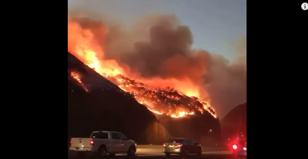 Адская дорога: как выглядит трасса среди пожаров в Калифорнии - Sputnik Беларусь