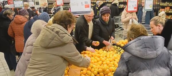 Новогодние скидки в Минске - Sputnik Беларусь