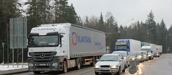 Очереди в пункте пропуска Котловка - Sputnik Беларусь