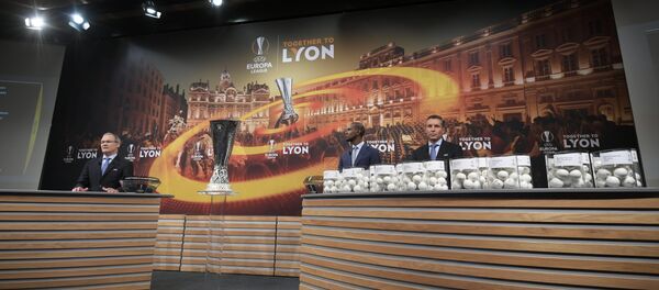 Жеребьевка 1/16 финала Лиги Европы Жеребьевка 1/16 финала Лиги Европы - Sputnik Беларусь