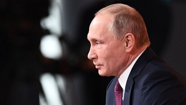 Ежегодная большая пресс-конференция президента РФ Владимира Путина - Sputnik Беларусь