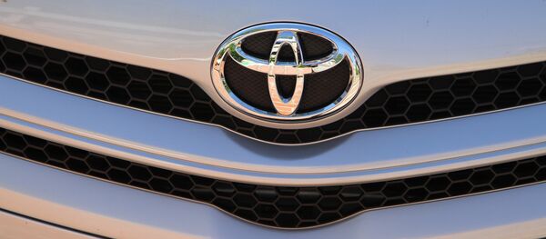 Радиаторная решетка Toyota  - Sputnik Беларусь