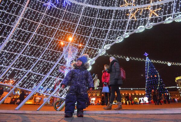 Новогодние огни Минска - Sputnik Беларусь
