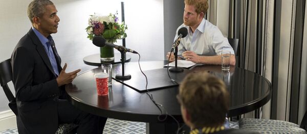 Принц Гарри берет интервью у Барака Обамы - Sputnik Беларусь