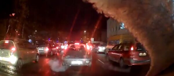 Как маршрутка протаранила автомобили в Бресте Как маршрутка протаранила автомобили в Бресте - Sputnik Беларусь