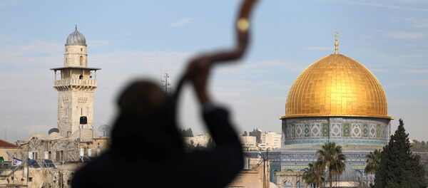 Силуэт мужчины в Иерусалиме Силуэт мужчины в Иерусалиме - Sputnik Беларусь