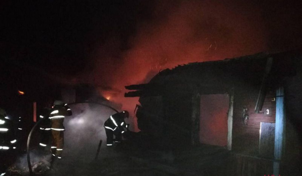 При пожаре в Гродненском районе погибли отец и сын При пожаре в Гродненском районе погибли отец и сын - Sputnik Беларусь