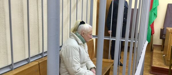 Обвиняемая Климович за несколько минут до оглашения приговора Обвиняемая Климович за несколько минут до оглашения приговора - Sputnik Беларусь