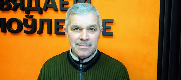 Водитель-международник с 37-летним стажем, механик Николай Кабариха - Sputnik Беларусь