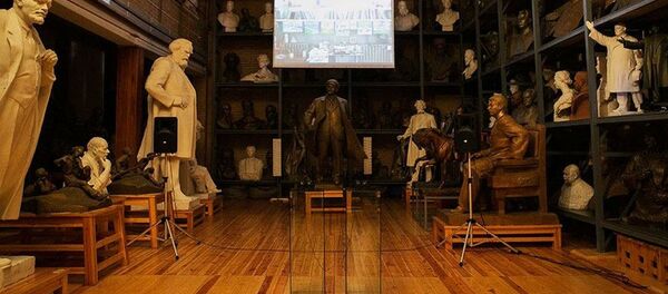 Экран у музеі Азгура, архіўнае фота Экран у музеі Азгура, архіўнае фота - Sputnik Беларусь