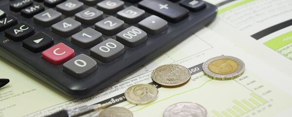 Калькулятар, архіўнае фота Калькулятар, архіўнае фота - Sputnik Беларусь