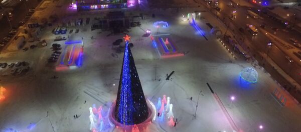 В Перми открыли самый большой ледяной городок в России - Sputnik Беларусь
