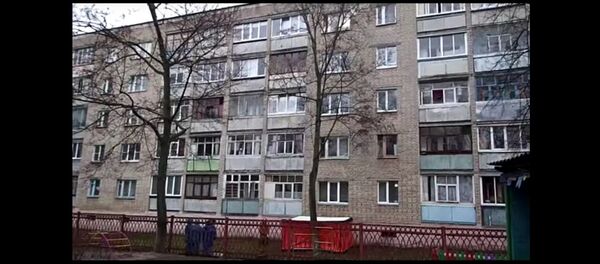 Куб жизни: как спасатели готовились к возможному падению детей из окна - Sputnik Беларусь